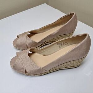 Women's Liz Claiborne Dress shoes size 8.5